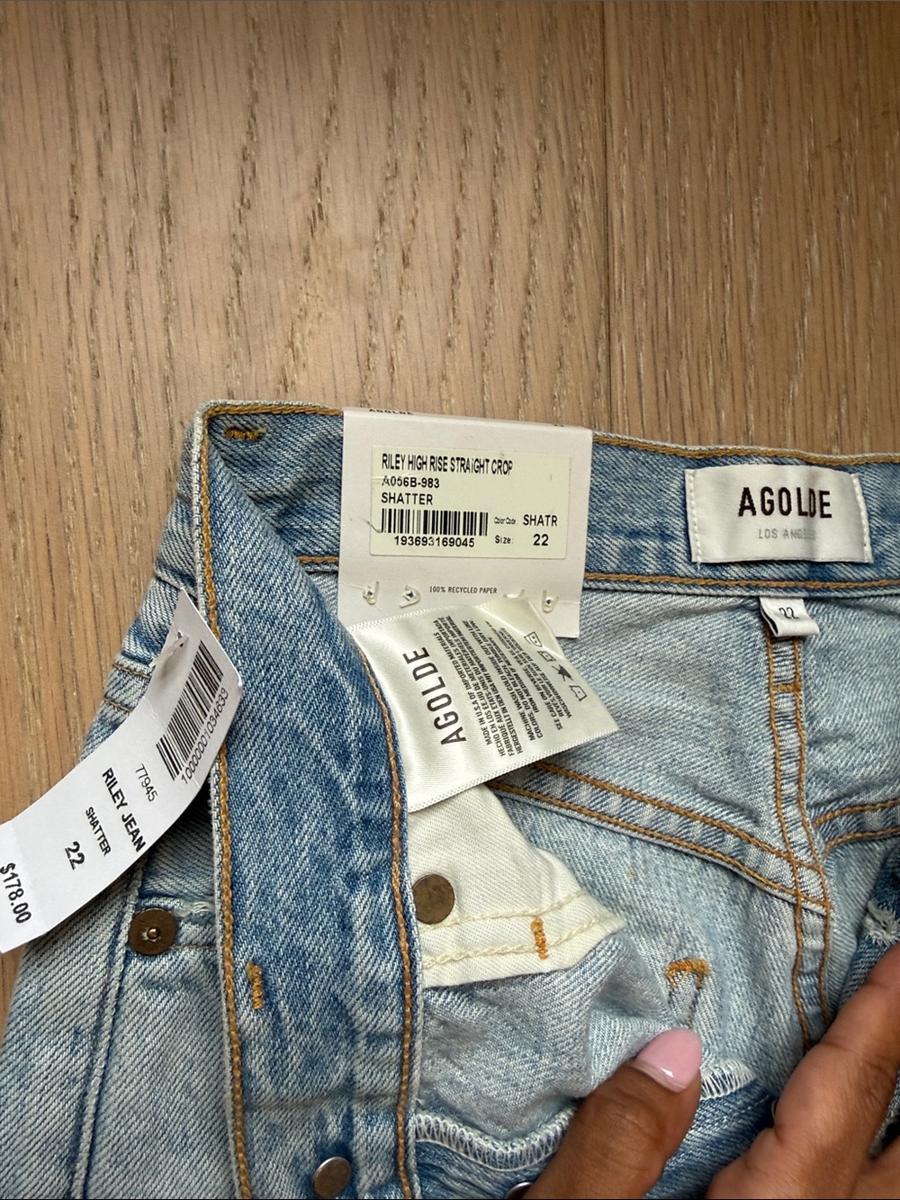 NWT Agolde Riley Crop Jean - Picture 2 of 4